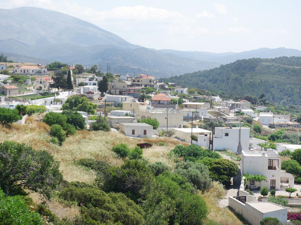 Thomas Hotel Monolithos  Екстер'єр фото