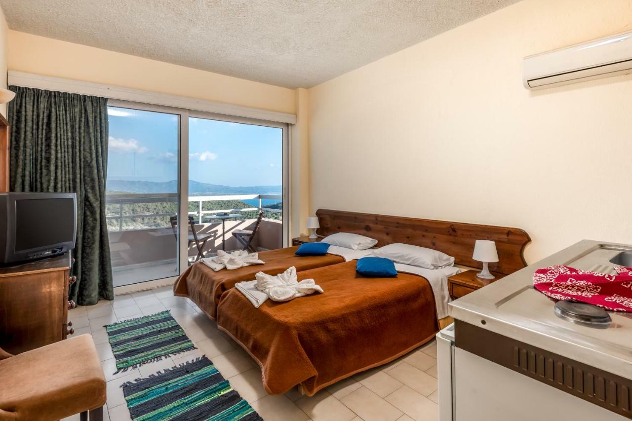 Thomas Hotel Monolithos  Екстер'єр фото